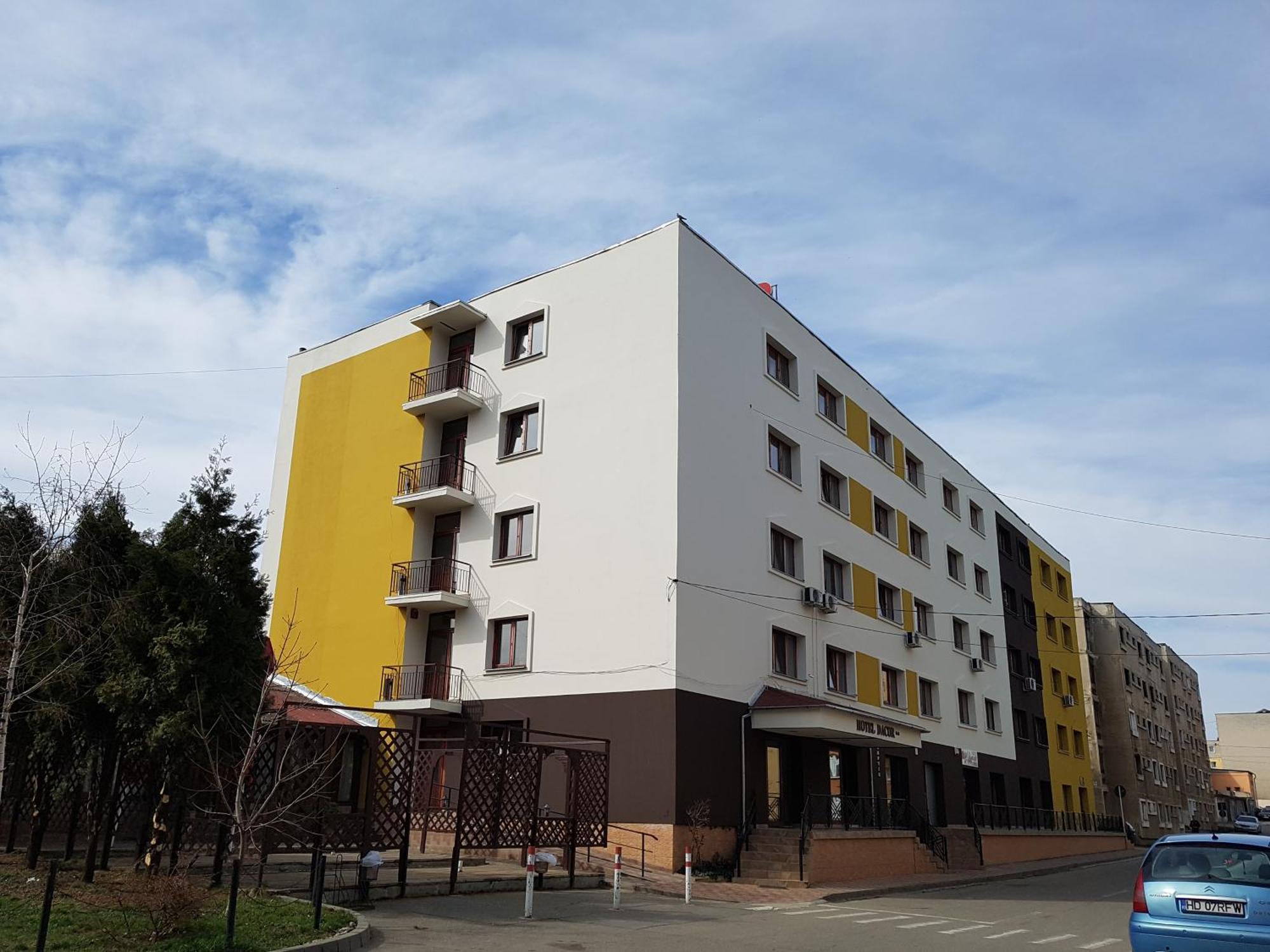 Hotel Dacor Orăştie Exterior foto